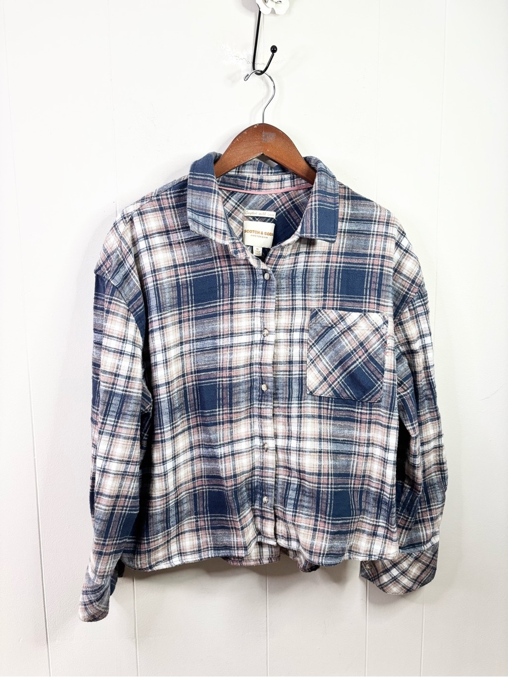 Scotch & Soda boxy relaxed flannel shirt size XL plaid pocket blue white pink
